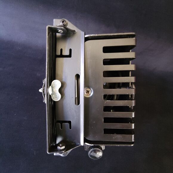 Black Handheld Lowel Omni Flood Light w/ Barn Doors 500 Watt - Picture 11 of 12